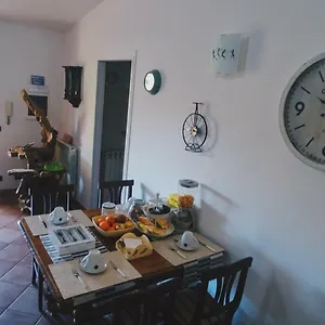  Gasthuis Clock's House